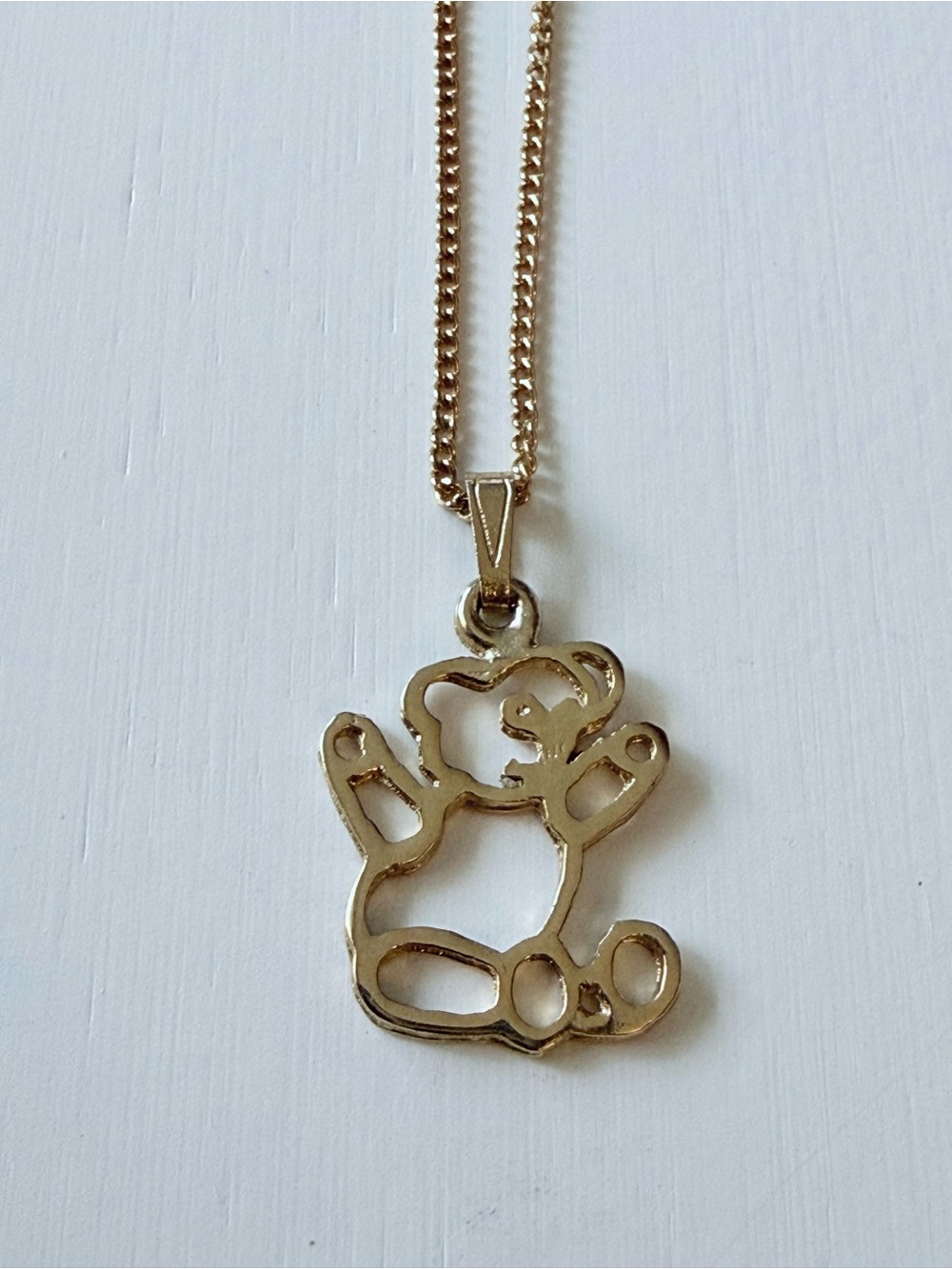 Gold Tone Teddy Bear Outline Pendant Necklace